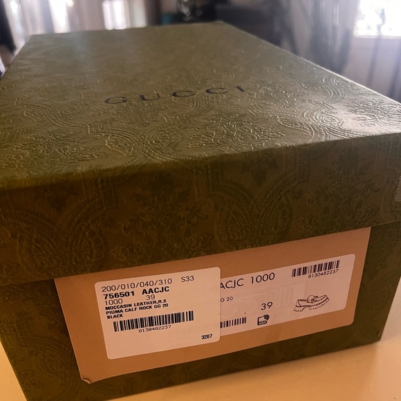 BRAND NEW: Gucci - GG logo-debossed leather lug loafers - Picture 8 of 13